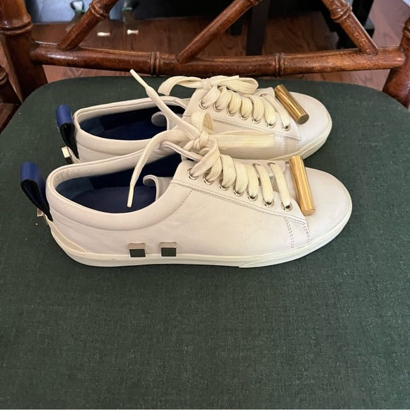 Stuart Weitzman Gallaxy Aoki Sneakers - Picture 5 of 8